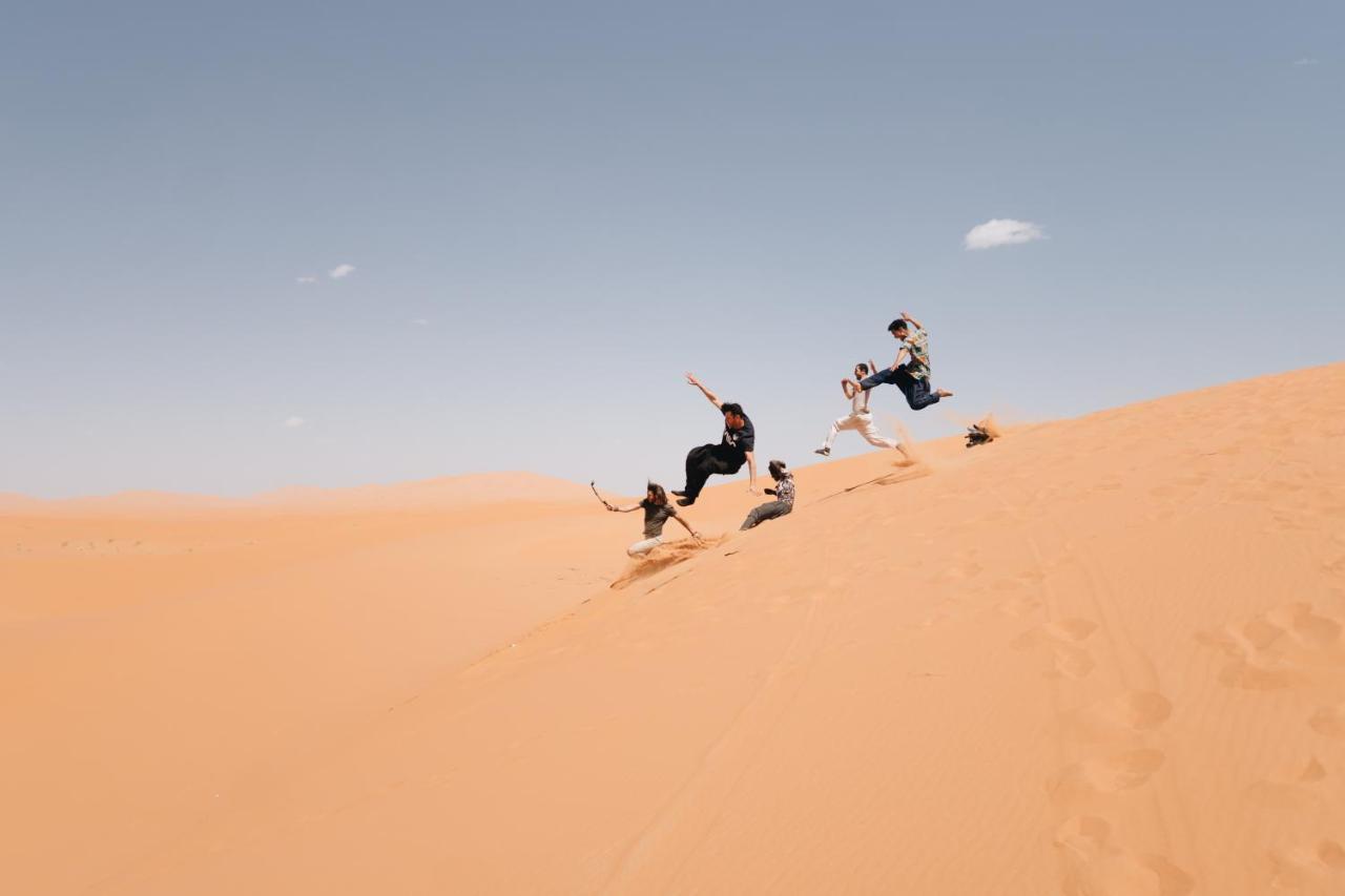 Hotel Luxury Maktoub Merzouga Esterno foto