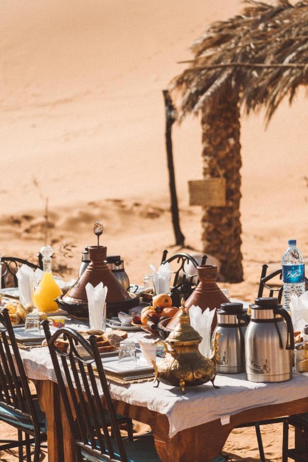 Hotel Luxury Maktoub Merzouga Esterno foto