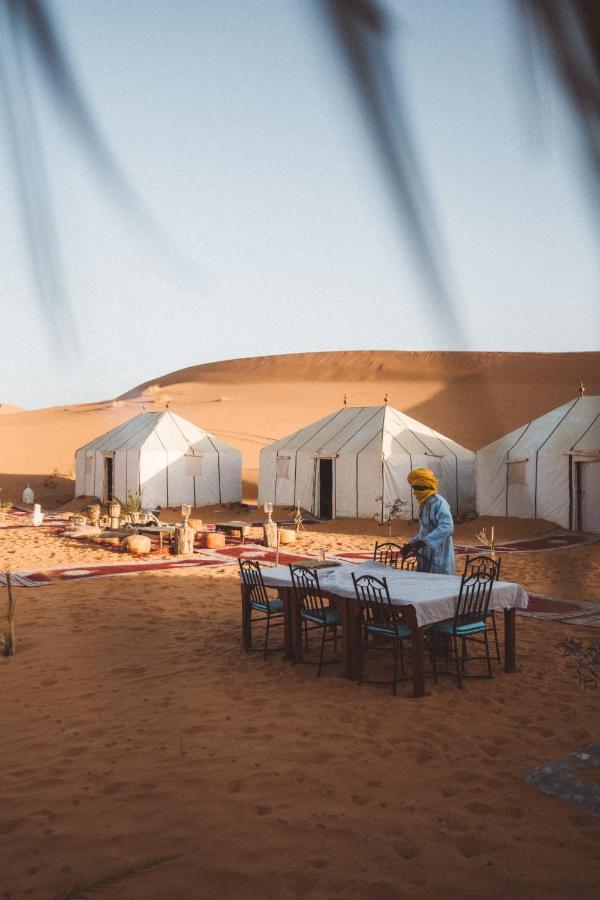Hotel Luxury Maktoub Merzouga Esterno foto